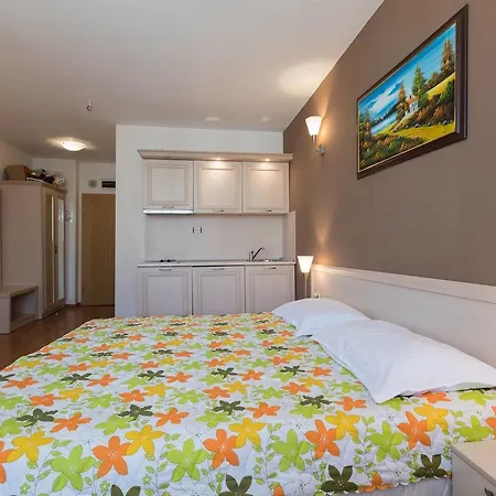 ❤studio With Kitchen & Balcony Pool View ❤oi❤ 阳光海滩